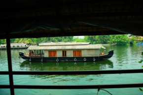 Angel House Boat